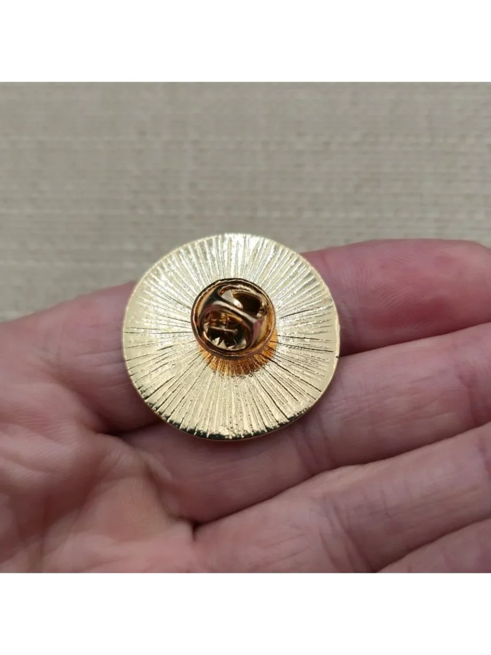 USA 250th Semiquincentennial Liberty Bell Commemorative Gold Pin (1776-2026) A85
